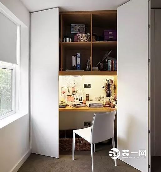 衣柜书桌一体效果图